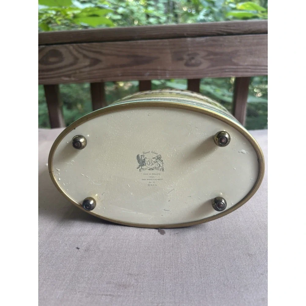 Vintage 1950's Baret Ware Tin Regal Raby & Alnwick Castles England Desk Basket